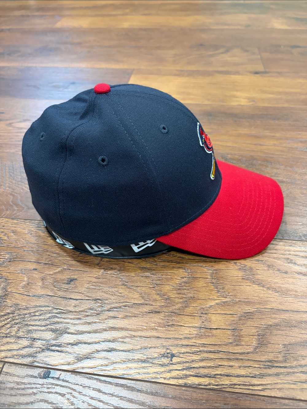 St. Louis Cardinals Two-Tone Black & Red Baseball Cap - Picture 5 of 5